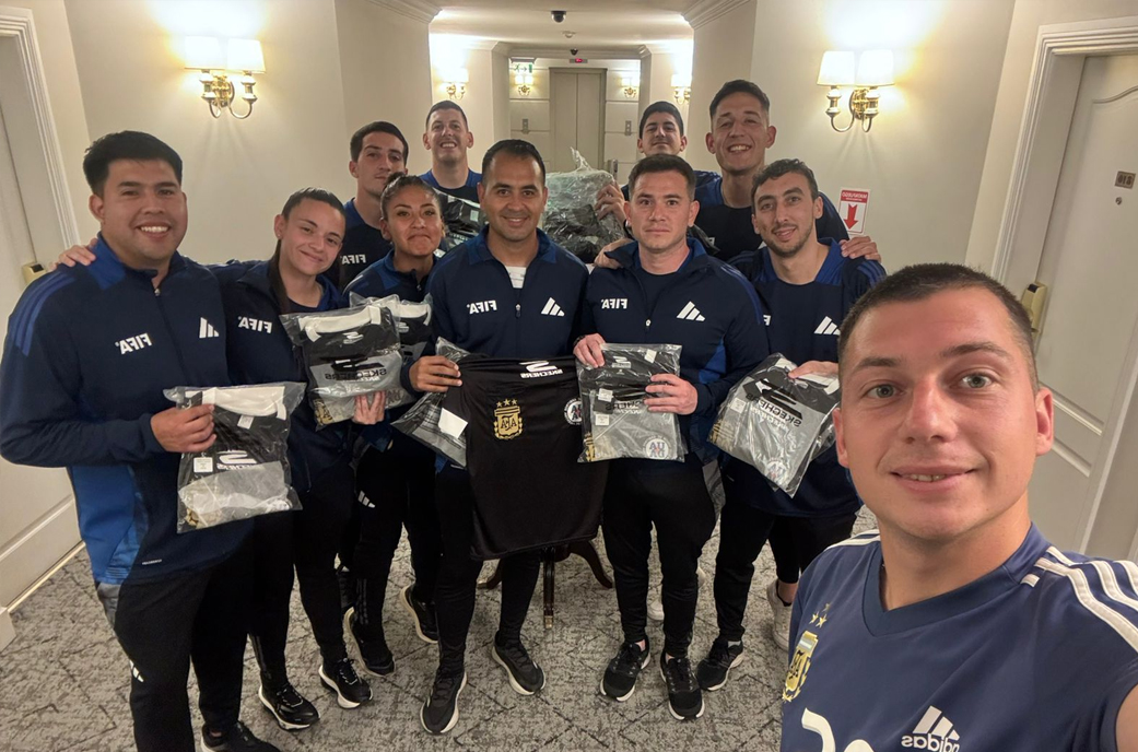 Árbitros UADA completaron curso FIFA RAP de Futsal